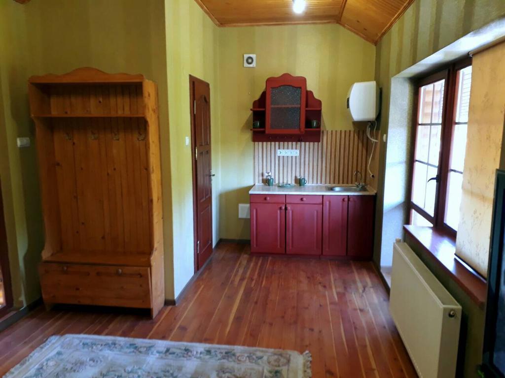 Rancho 555 Guest House Uzhhorod Ngoại thất bức ảnh